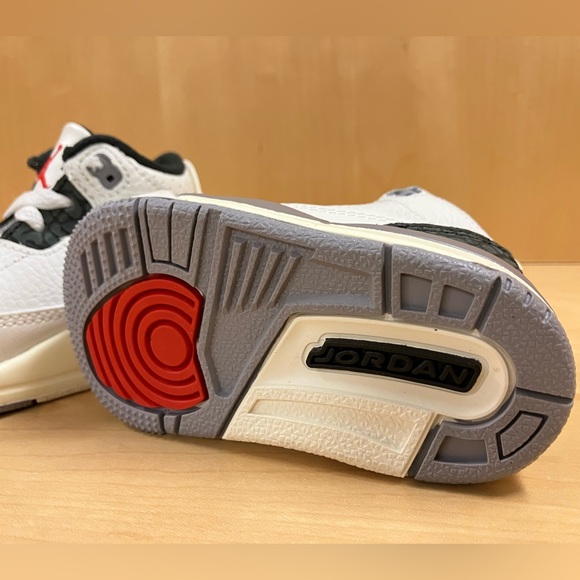 Jordan Retro 3 Cement Grey Toddler - Picture 7 of 8